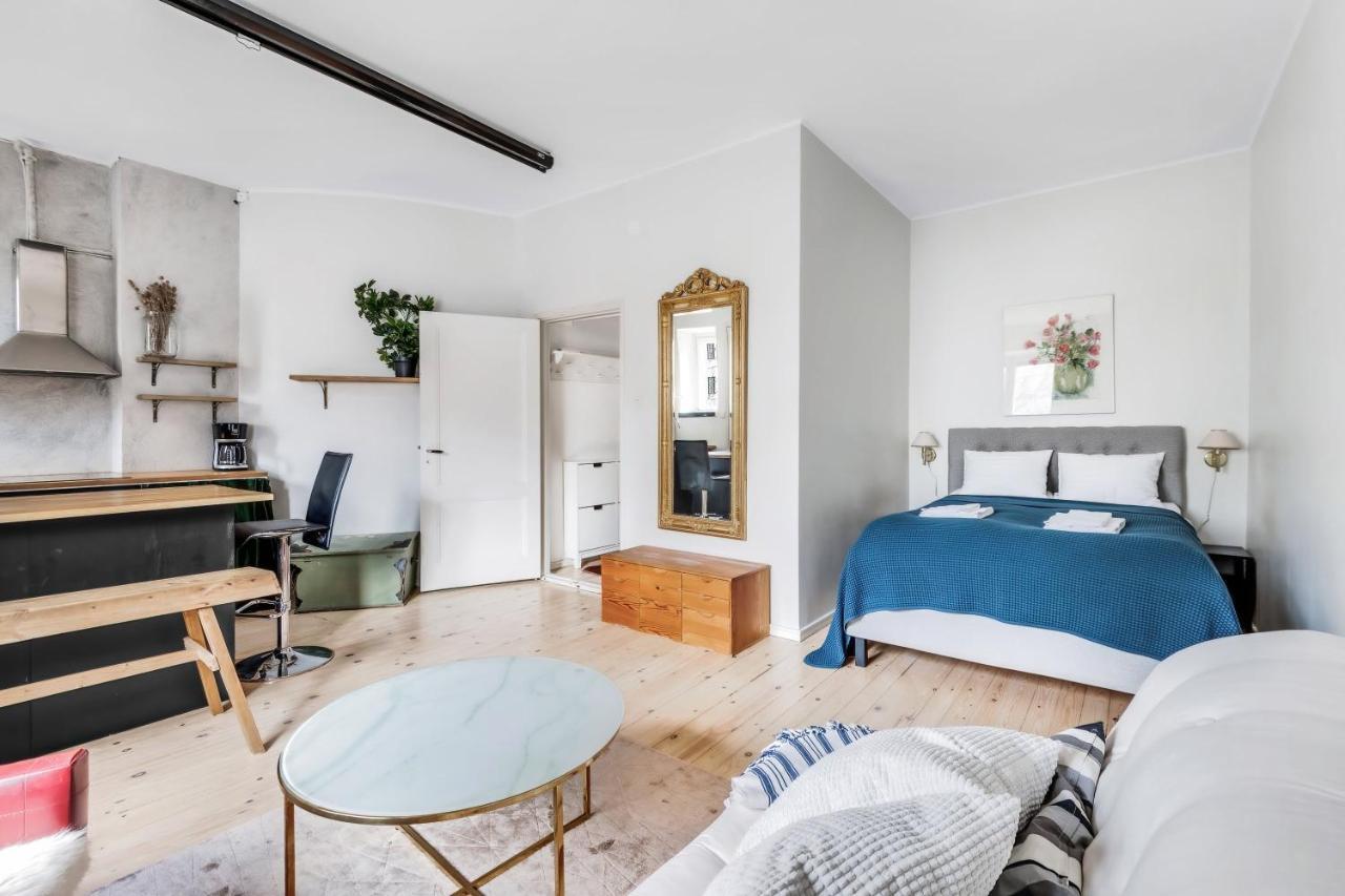 Apartamento Wehost Modern Kitchen Studio With Bright Colours Helsinki Exterior foto